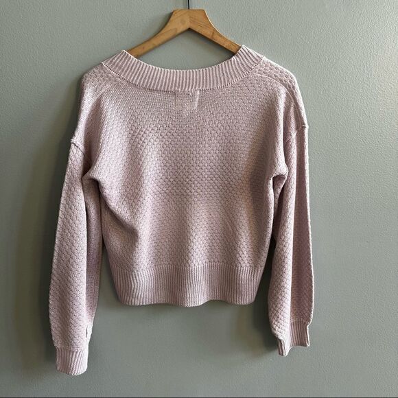Pink Rose NWT Textured V-Neck Sweater Mauve Lavender Size Medium - Picture 4 of 9